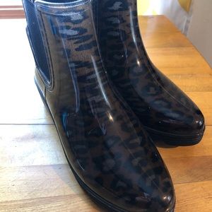 NWOT Seven7 Leopard Print Rain Boots 8